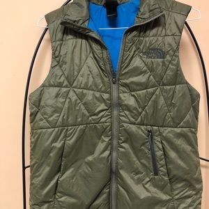 Men’s North Face vest